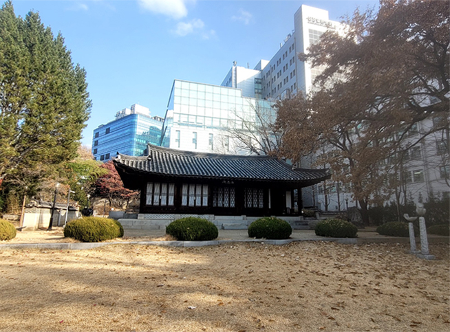 The memorial space for patriotic martyr Lee Han-Yeol and Kwanghyewon at Yonsei University