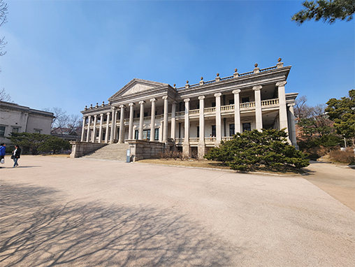Deoksugung Palace’s Seokjojeon (left)